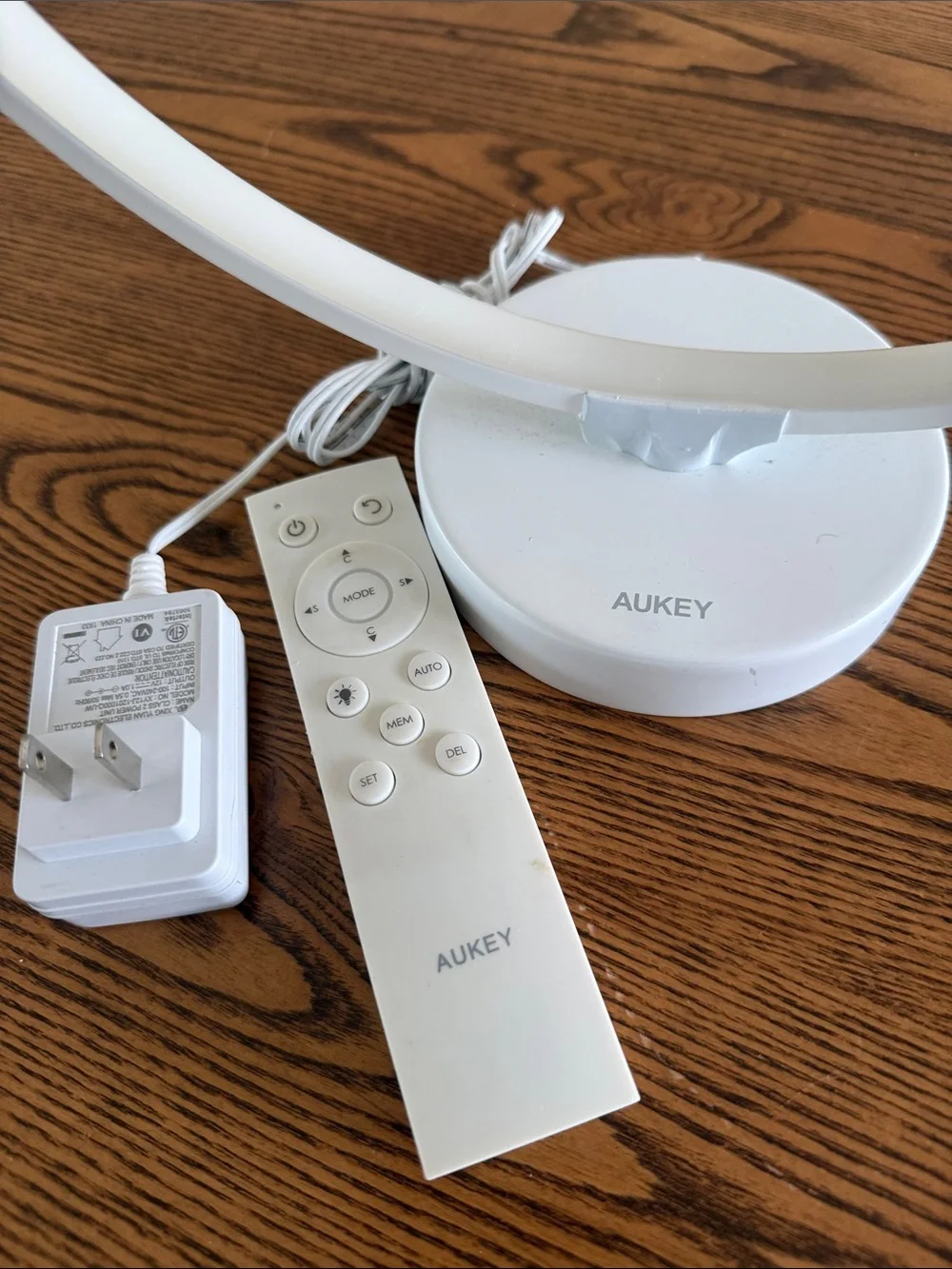 AUKEY Light - circle shaped